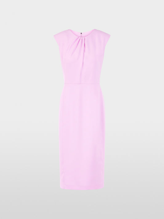 Kleid tailliert