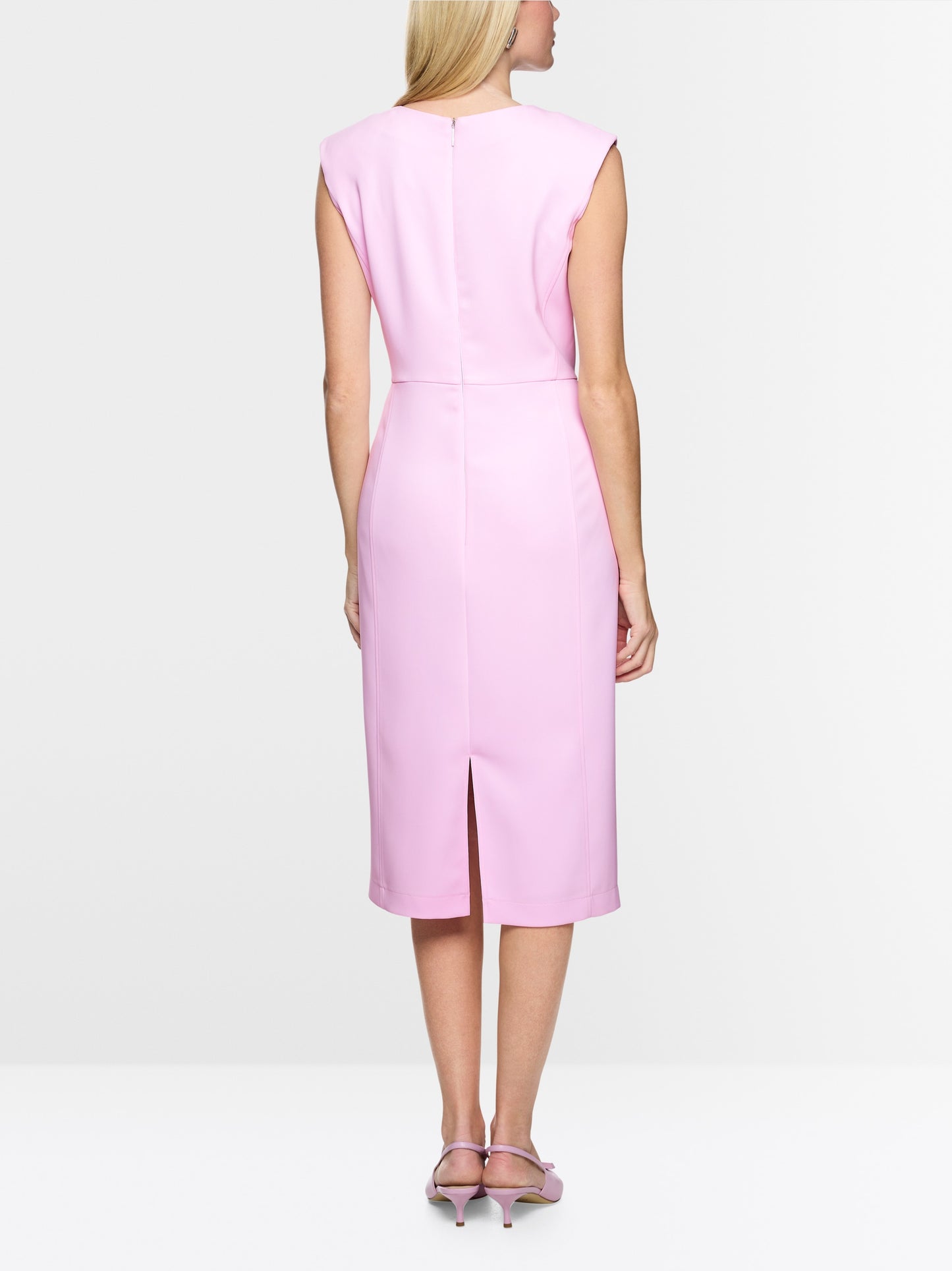 Kleid tailliert