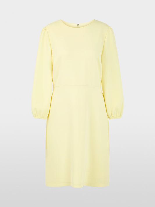 Kleid tailliert